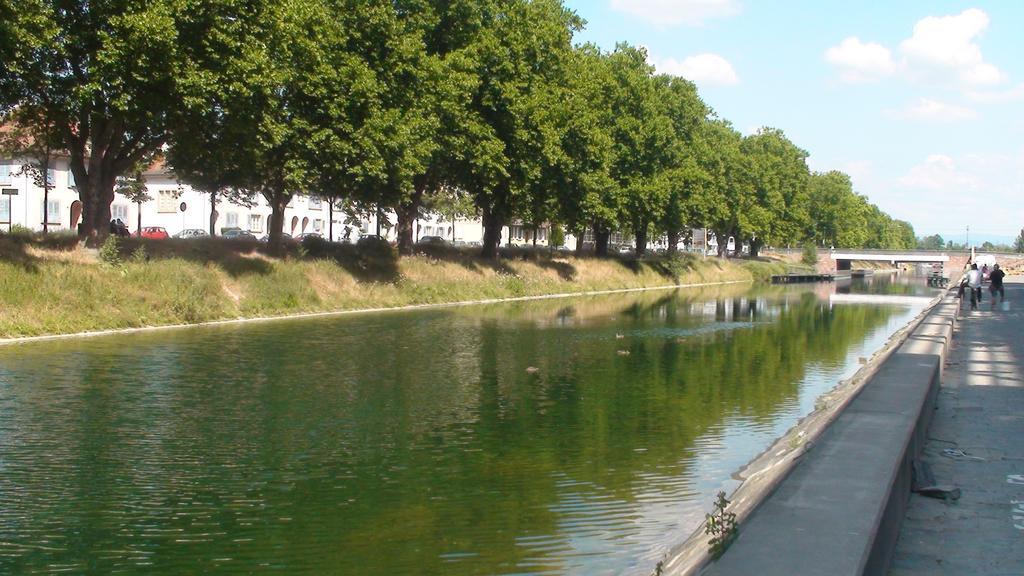 Studio Avec Terrace Docks Strasbourg Ngoại thất bức ảnh